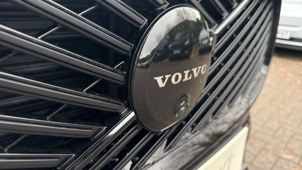 Used Volvo XC60 2025 for sale - 76874356: Photo 25