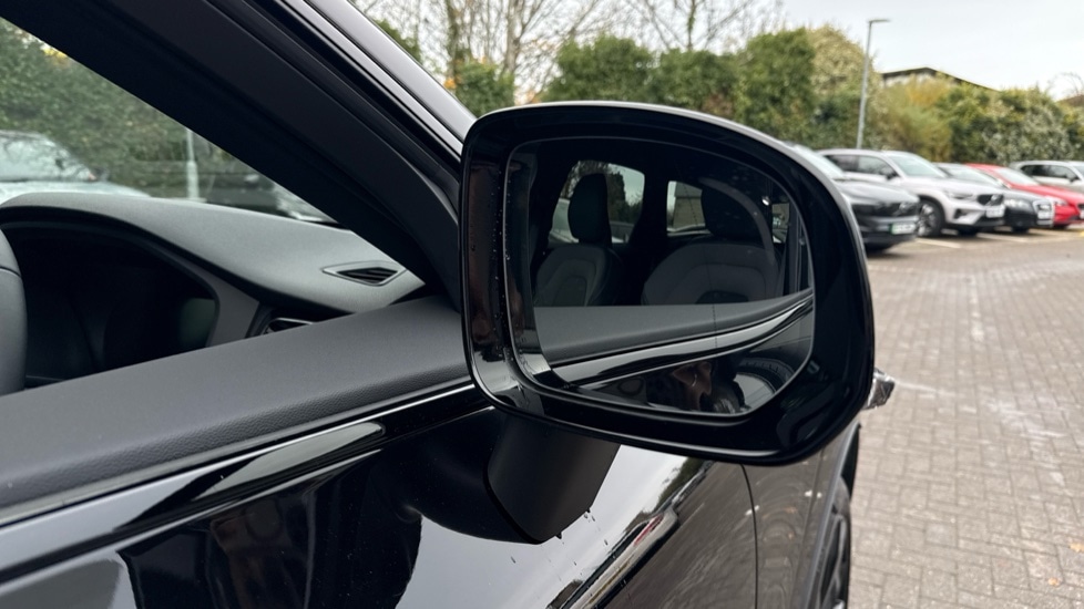 Used Volvo XC60 2025 for sale - 76874356: Photo 27