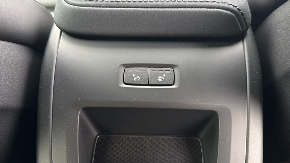 Used Volvo XC60 2025 for sale - 76874356: Photo 31