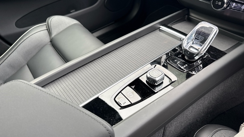 Used Volvo XC60 2025 for sale - 76874356: Photo 38