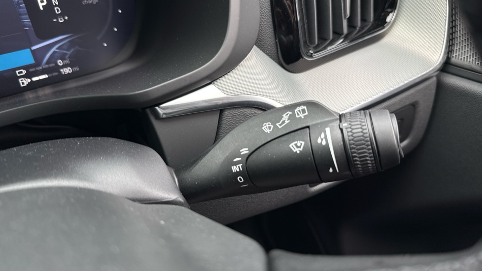 Used Volvo XC60 2025 for sale - 76874356: Photo 45