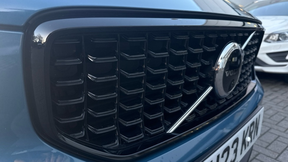 Used Volvo XC40 2023 for sale - 76684362: Photo 16