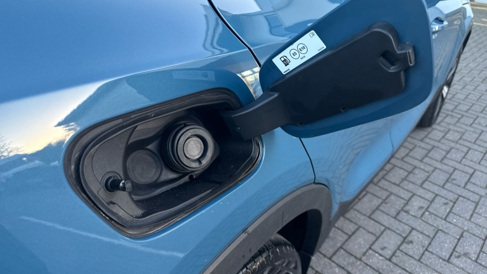 Used Volvo XC40 2023 for sale - 76684362: Photo 21