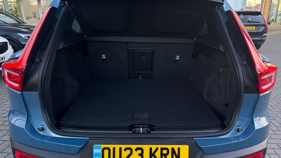 Used Volvo XC40 2023 for sale - 76684362: Photo 24