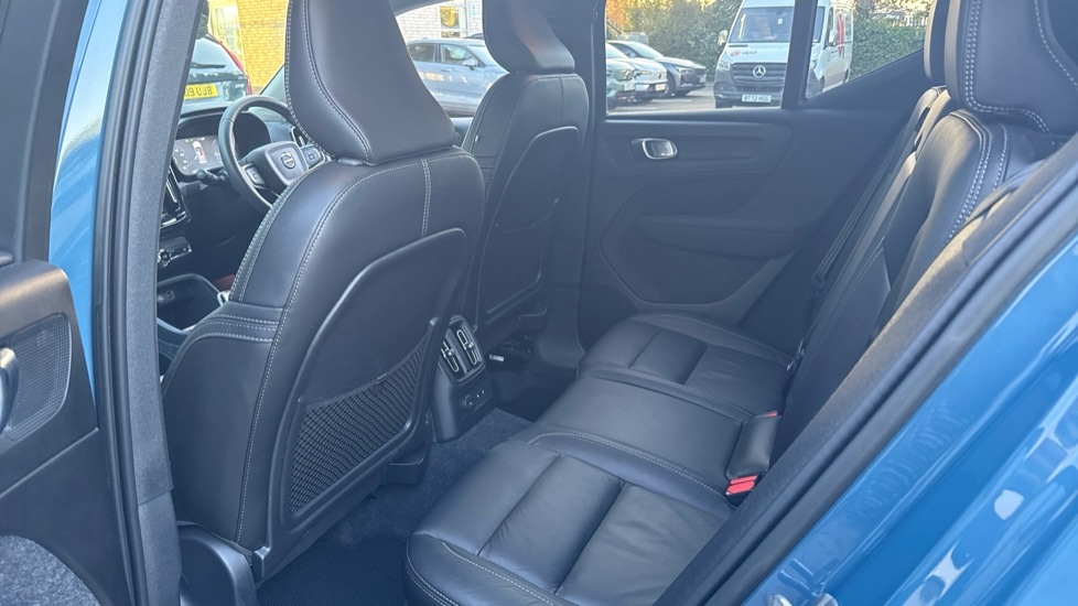 Used Volvo XC40 2023 for sale - 76684362: Photo 28