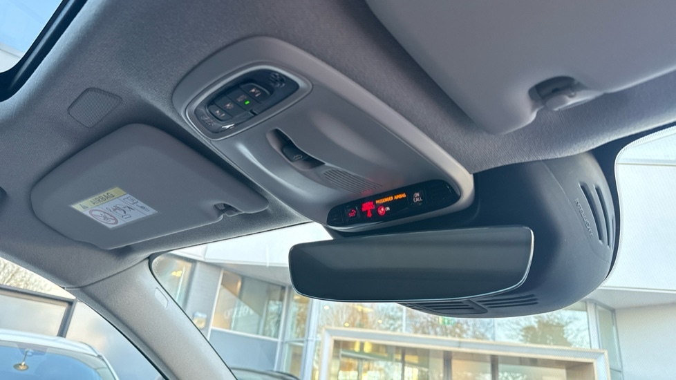 Used Volvo XC40 2023 for sale - 76684362: Photo 32