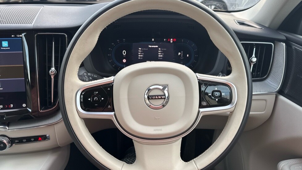 Used Volvo XC60 2025 for sale - 77786079: Photo 10