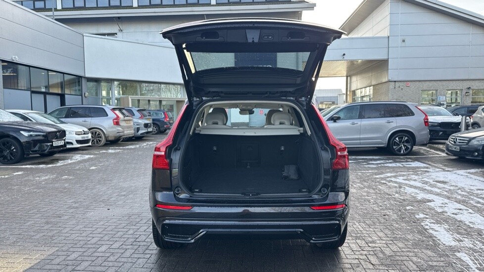 Used Volvo XC60 2025 for sale - 77786079: Photo 13