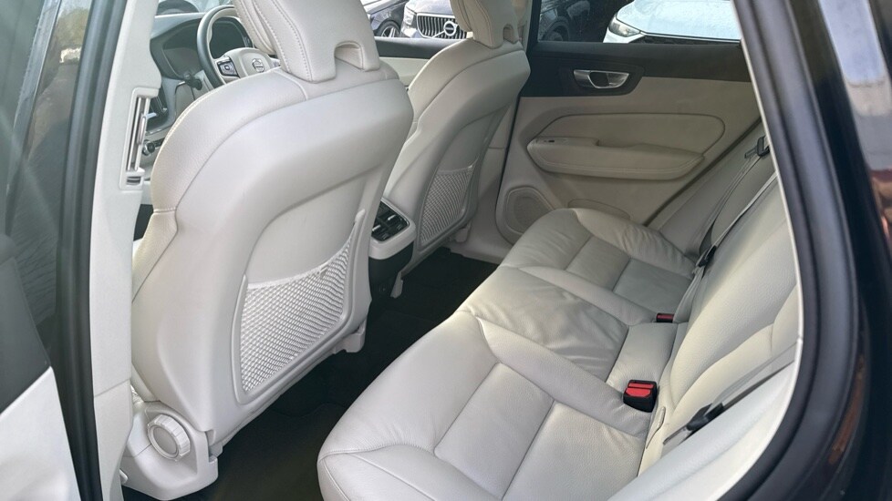 Used Volvo XC60 2025 for sale - 77786079: Photo 25