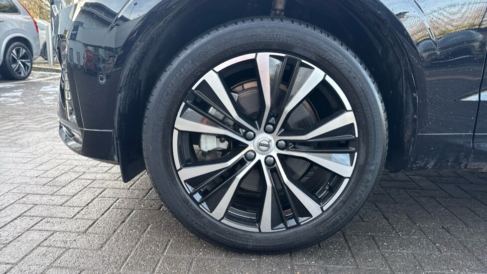 Used Volvo XC60 2025 for sale - 77786079: Photo 29