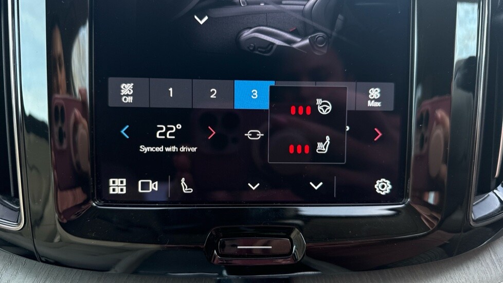 Used Volvo XC60 2025 for sale - 77786079: Photo 45