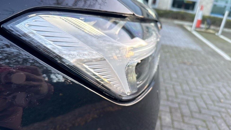 Used Volvo XC60 2025 for sale - 76556888: Photo 40