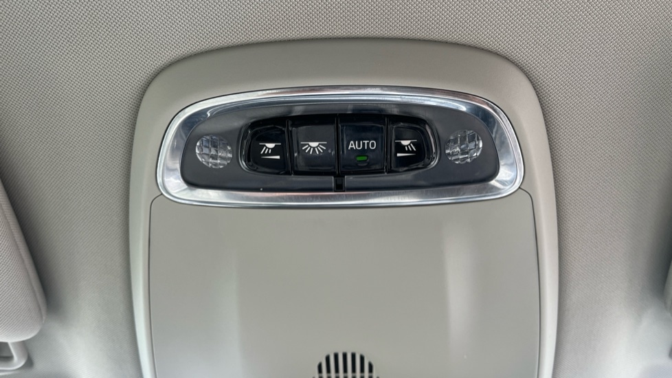 Vehicle 33