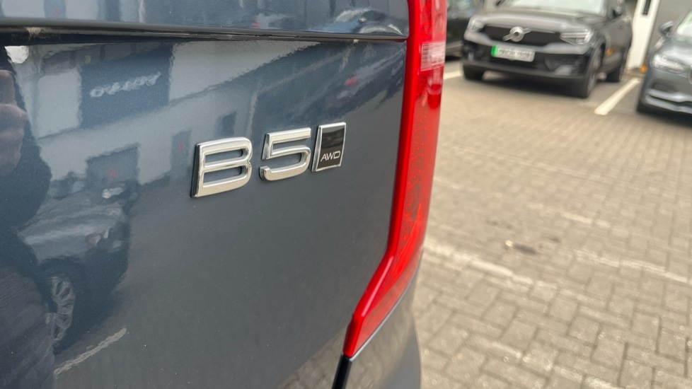 Vehicle 44