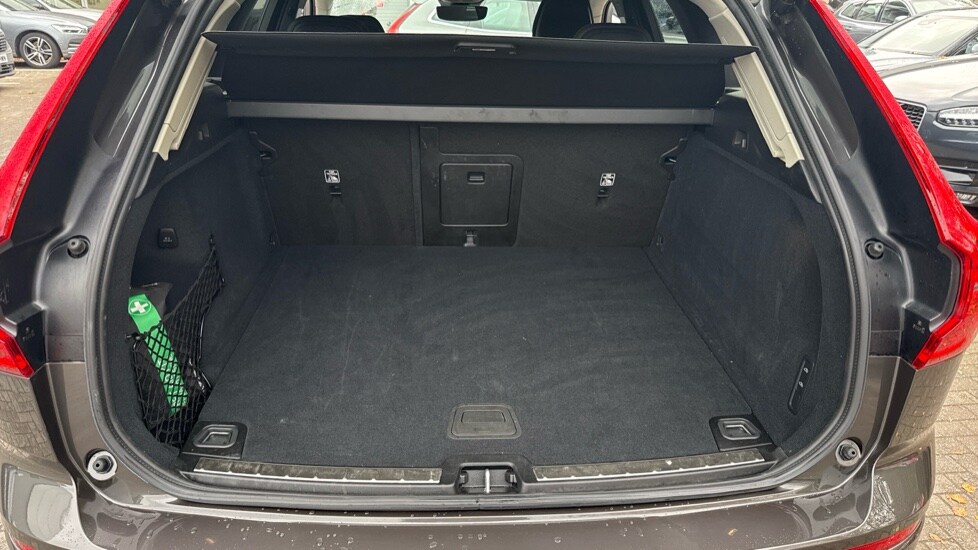 Used Volvo XC60 2024 for sale - 76361782: Photo 17