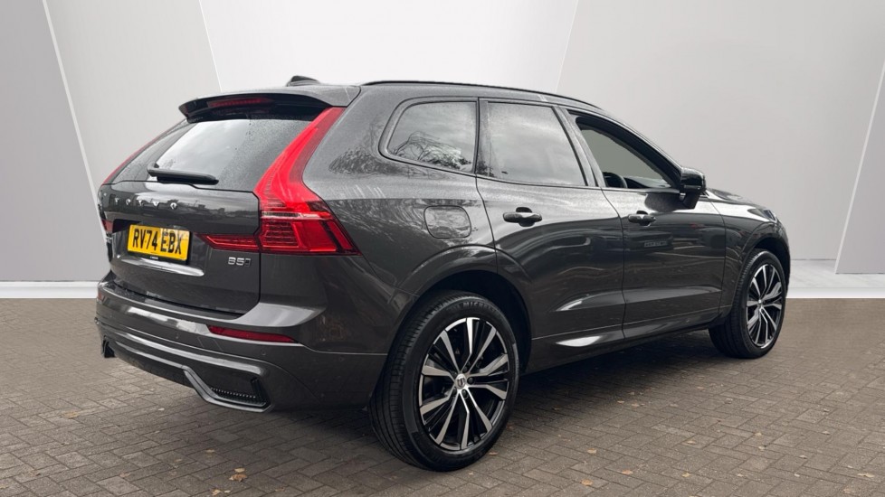 Used Volvo XC60 2024 for sale - 76361782: Photo 2