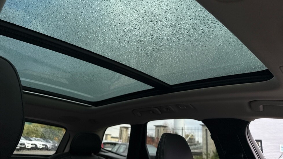 Used Volvo XC60 2024 for sale - 76361782: Photo 47