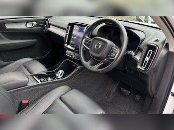 Used Volvo XC40 2025 for sale - 78080955: Photo