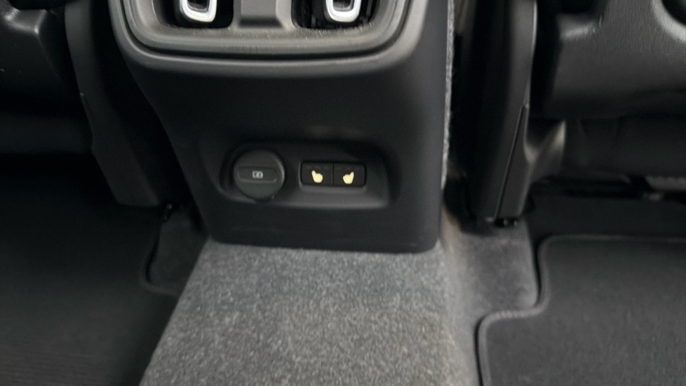 Used Volvo XC40 2023 for sale - 77063383: Photo 41