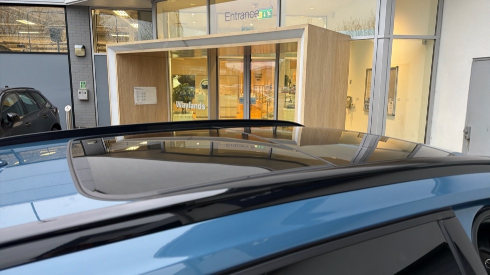 Used Volvo XC40 2023 for sale - 77063383: Photo 42