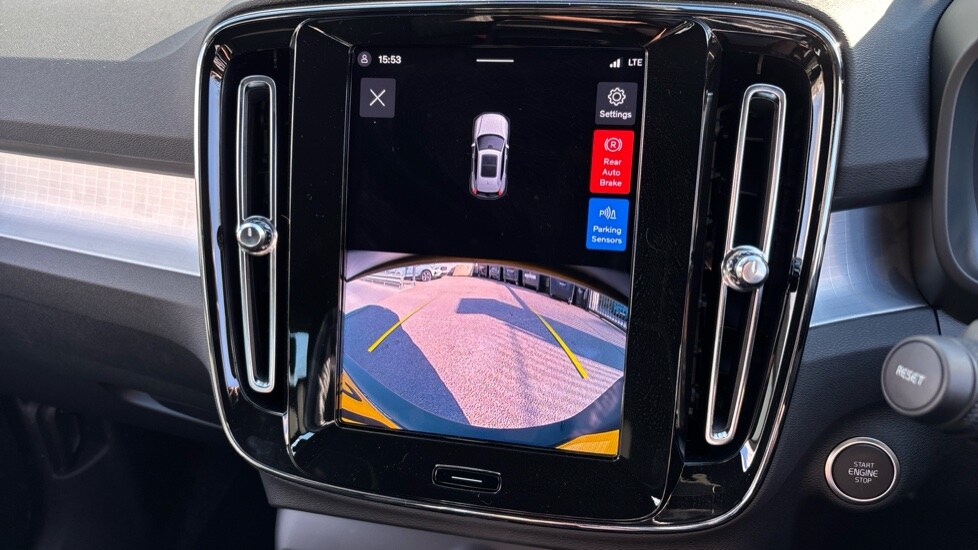 Used Volvo XC40 2025 for sale - 76003608: Photo 32