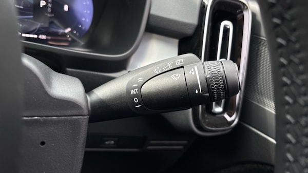 Used Volvo XC40 2025 for sale - 75472392: Photo 21