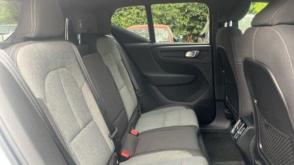 Used Volvo XC40 2023 for sale - 75526696: Photo 6