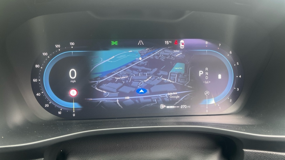 Used Volvo XC40 2023 for sale - 76609640: Photo 11