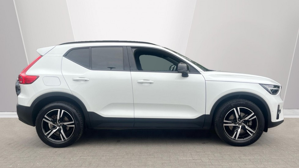 Used Volvo XC40 2023 for sale - 76609640: Photo 3