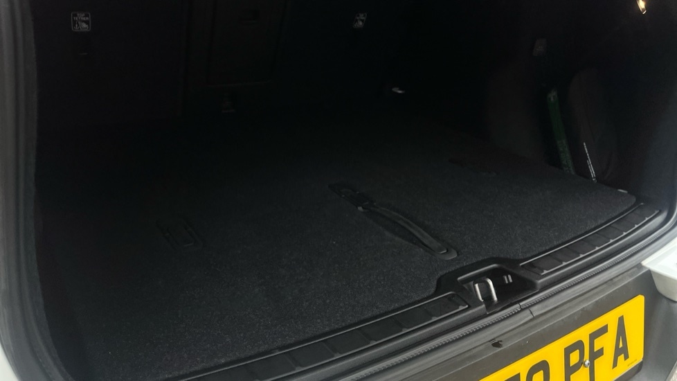 Used Volvo XC40 2023 for sale - 76609640: Photo 35