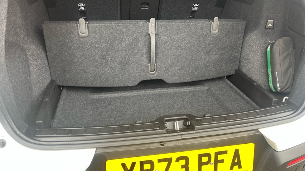 Used Volvo XC40 2023 for sale - 76609640: Photo 37