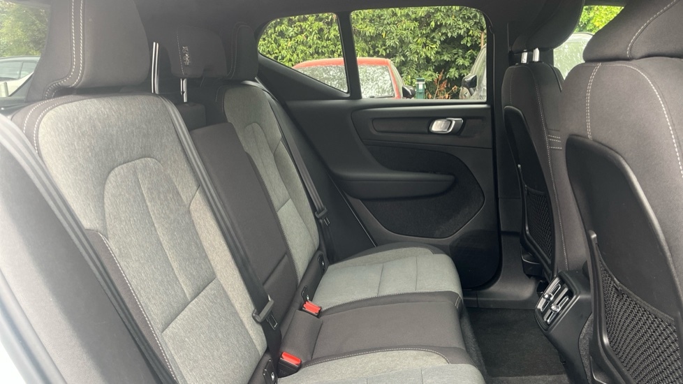 Used Volvo XC40 2023 for sale - 76609640: Photo 6