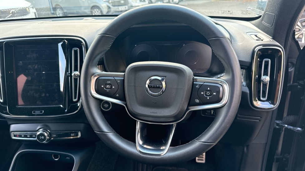 Used Volvo XC40 2022 for sale - 77160745: Photo 10