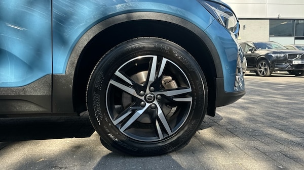 Used Volvo XC40 2023 for sale - 75815395: Photo 9