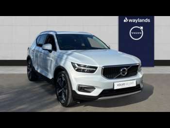 2020 - T4 FWD Momentum Pro Automatic 5-Door