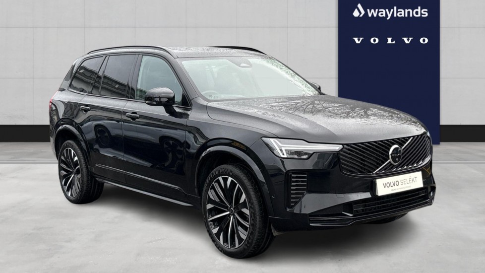 Used Volvo XC90 2025 for sale - 77982982: Photo 1