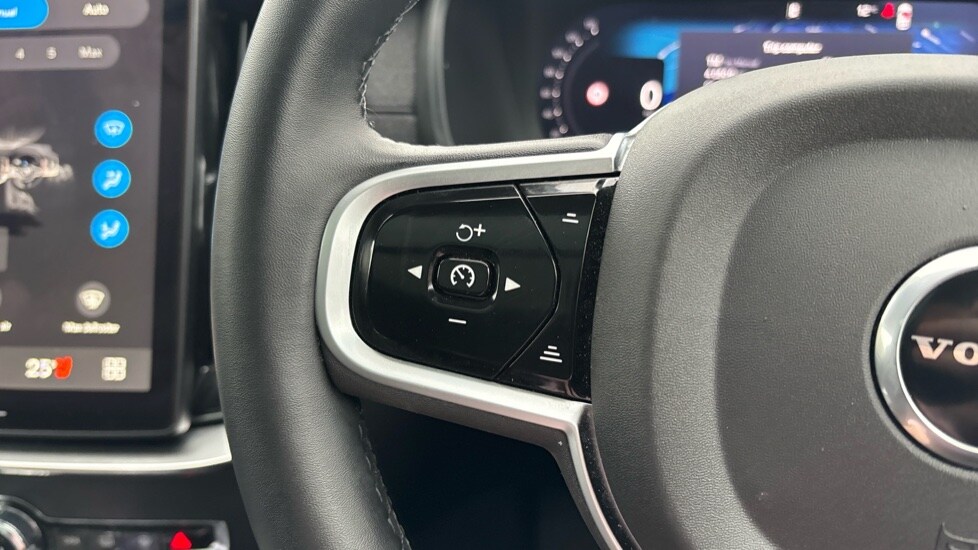 Used Volvo XC90 2025 for sale - 77982982: Photo 21