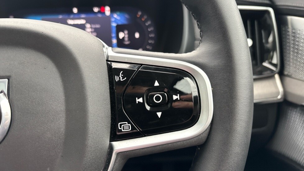 Used Volvo XC90 2025 for sale - 77982982: Photo 22