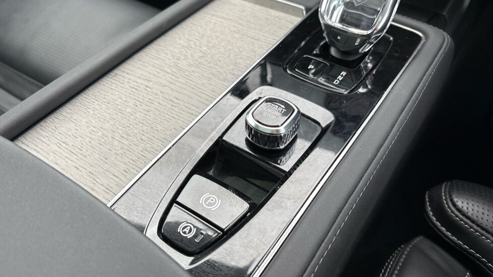 Used Volvo XC90 2025 for sale - 77982982: Photo 27