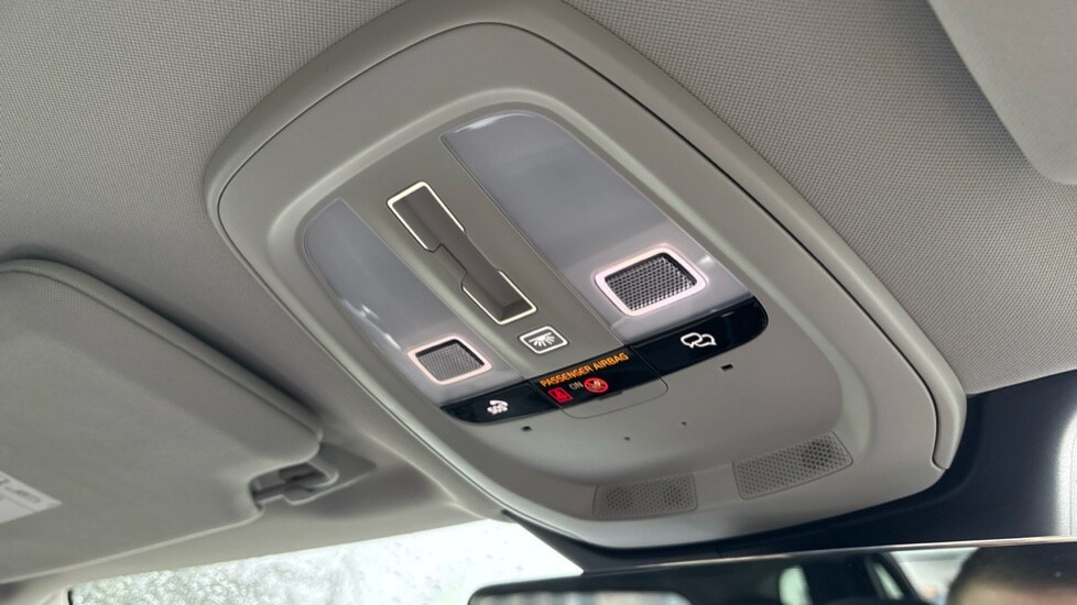 Used Volvo XC90 2025 for sale - 77982982: Photo 28