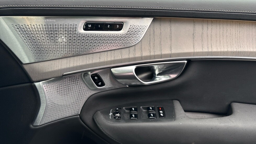 Used Volvo XC90 2025 for sale - 77982982: Photo 29