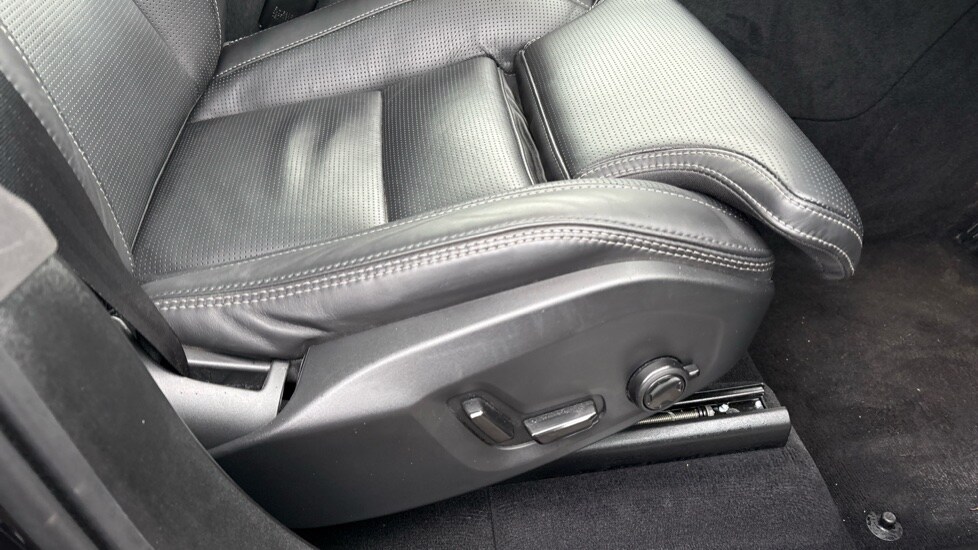 Used Volvo XC90 2025 for sale - 77982982: Photo 30