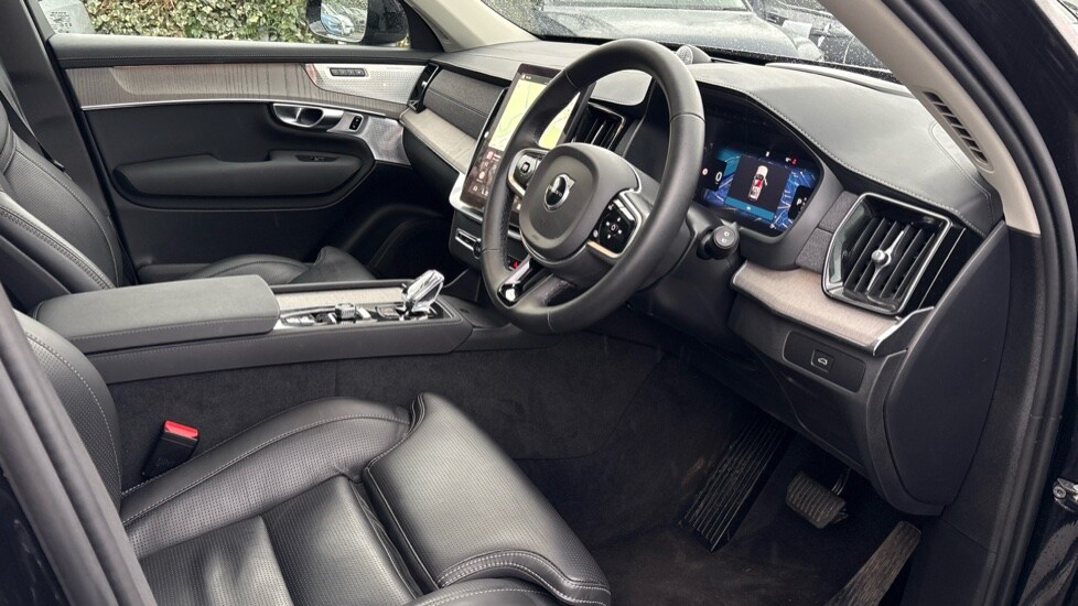 Used Volvo XC90 2025 for sale - 77982982: Photo 4