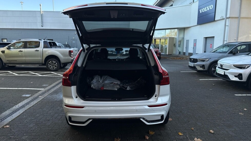 Used Volvo XC60 2025 for sale - 76438099: Photo 13