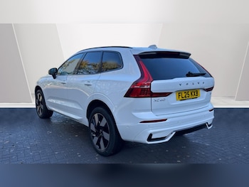 Used Volvo XC60 2025 for sale - 76438099: Photo