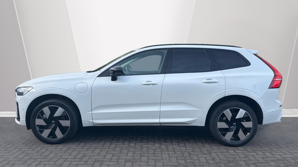 Used Volvo XC60 2025 for sale - 76438099: Photo 3