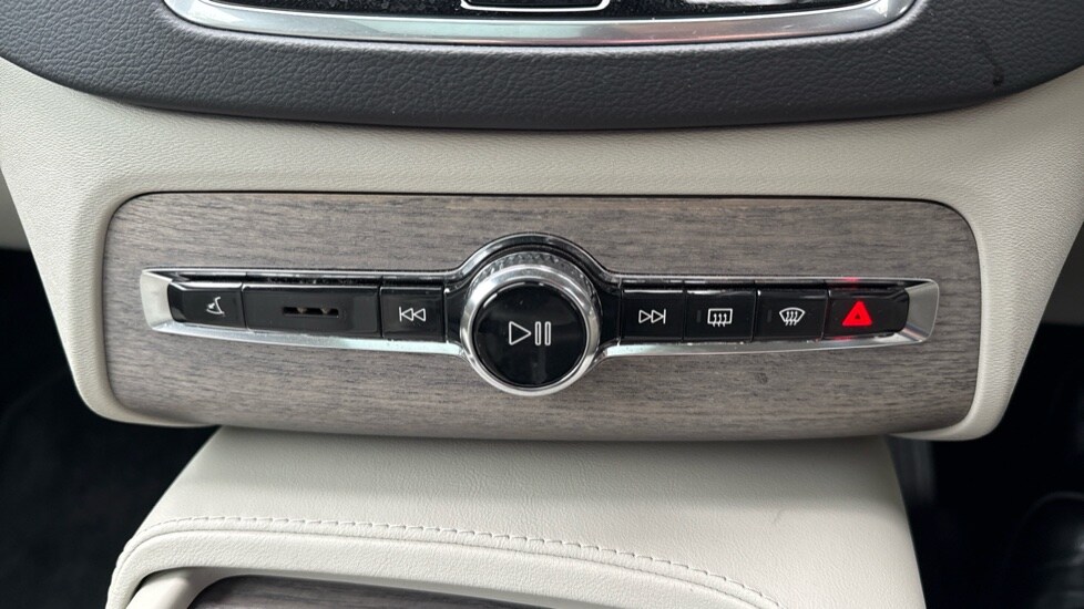 Used Volvo XC90 2022 for sale - 77531996: Photo 44