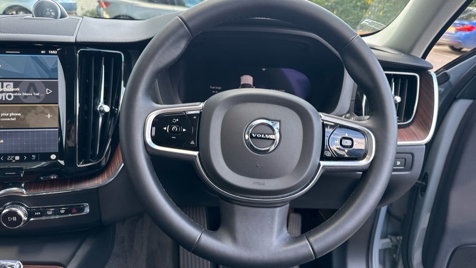 Used Volvo XC60 2024 for sale - 77307459: Photo 10