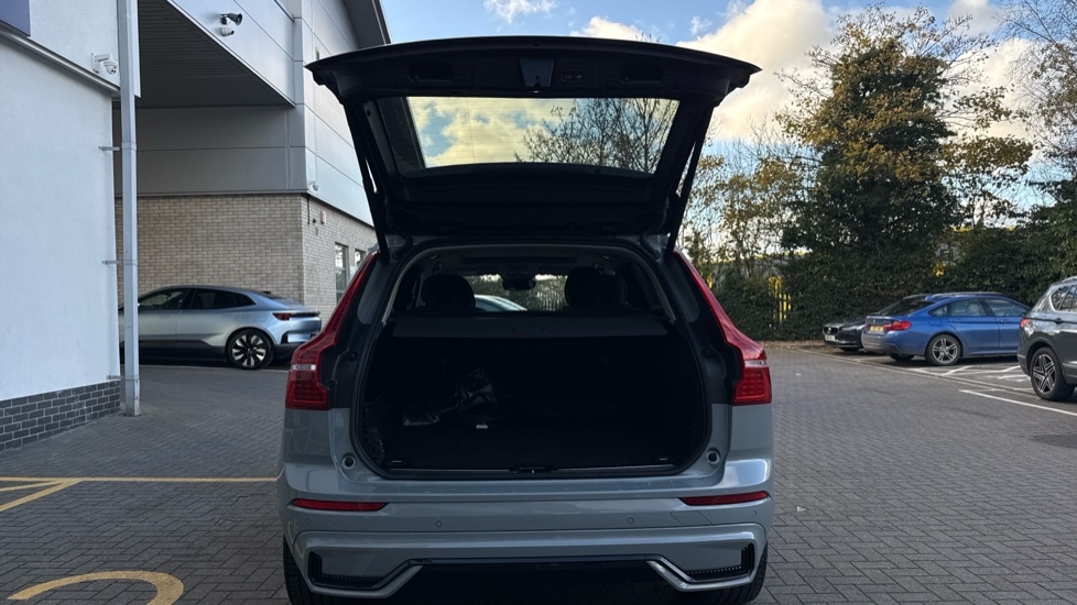 Used Volvo XC60 2024 for sale - 77307459: Photo 13