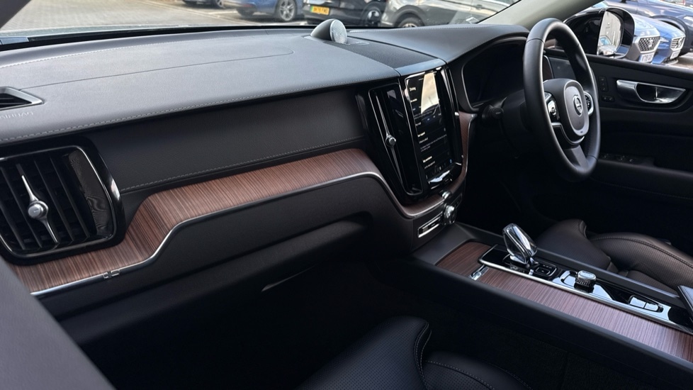 Used Volvo XC60 2024 for sale - 77307459: Photo 22